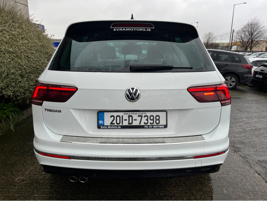 2020 Volkswagen Tiguan R-LINE AUTOMATIC 150HP 1.5 TSI //MASSIVE SPEC//FULL LEATHER//PANORAMIC GLASS ROOF//SAT NAV// €34,950