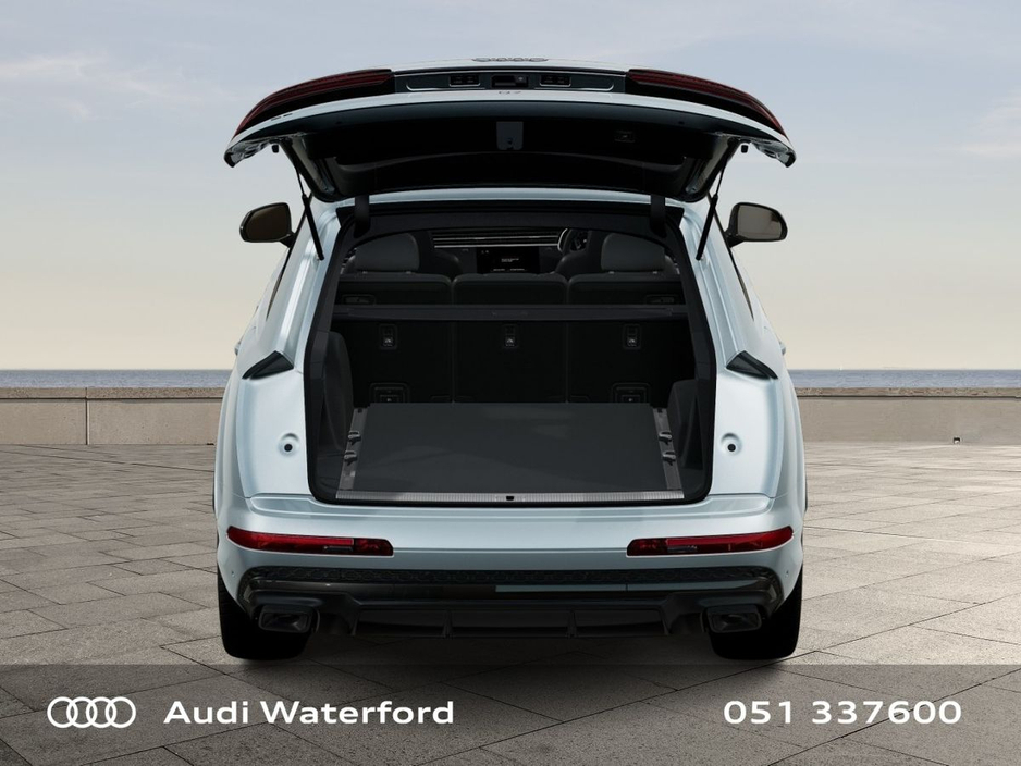 2026 Audi Q7 60 TFSI E Quattro Competition €112,569