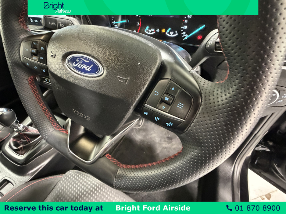 2023 Ford Focus - image 19