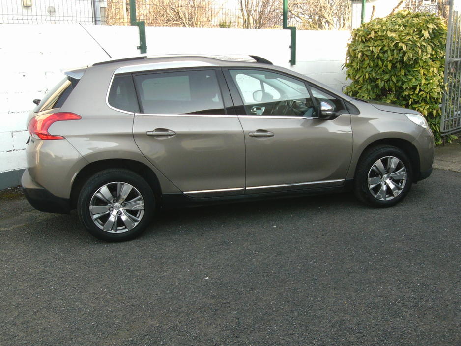 2016 Peugeot 2008 - image 20