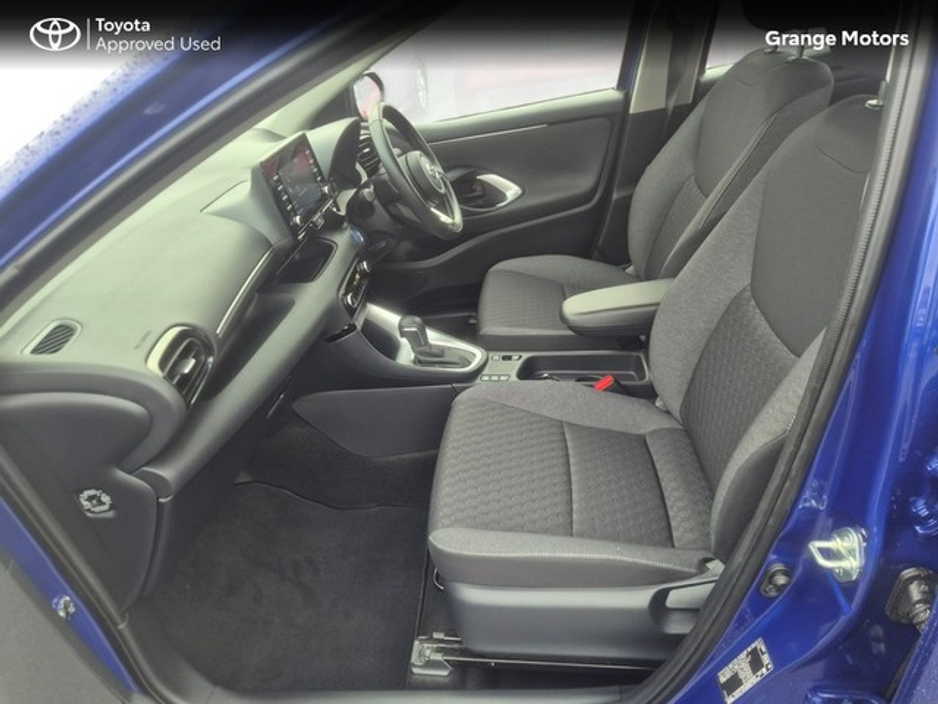 2023 Toyota Yaris 1.5 HYBRID LUNA 5DR €23,950