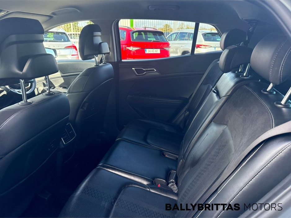 2024 Kia Sportage - image 8