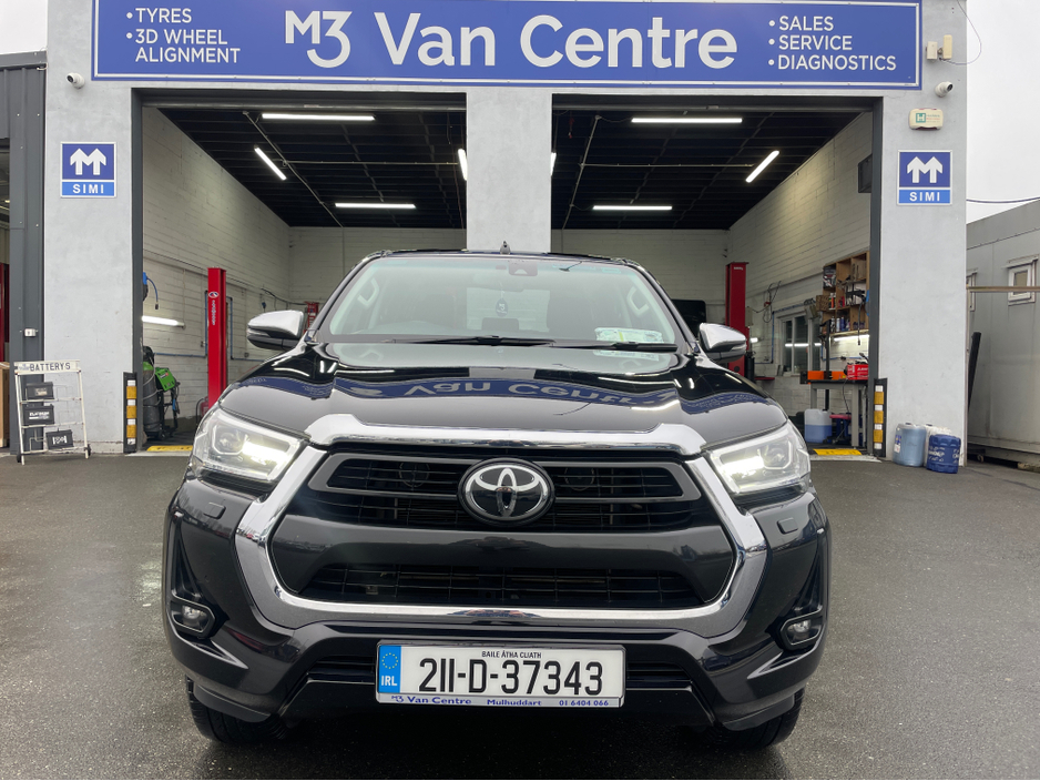 2021 Toyota Hilux 2021 TOYOTA HILUX 2.4 D-4D INVINCIBLE 4WD CREW CAB €28,950