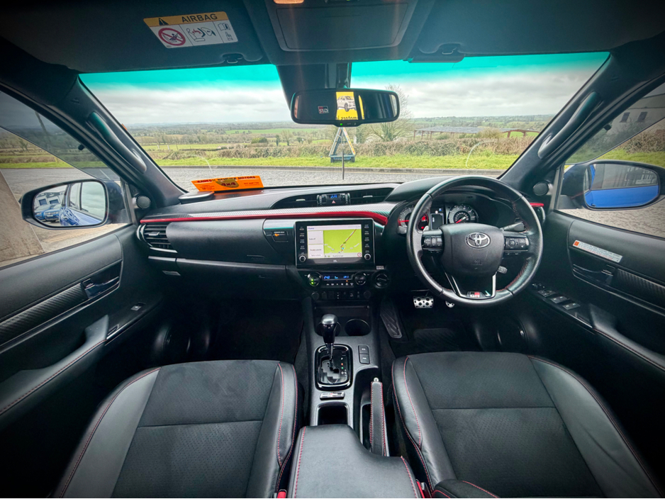 2023 Toyota Hilux - image 15