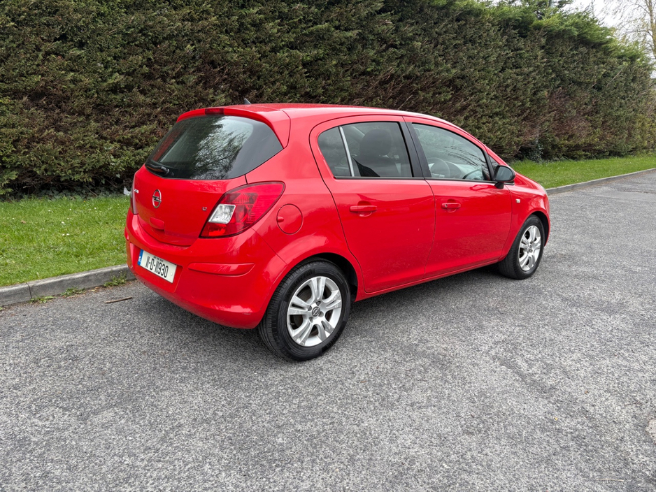 2011 Opel Corsa - image 3