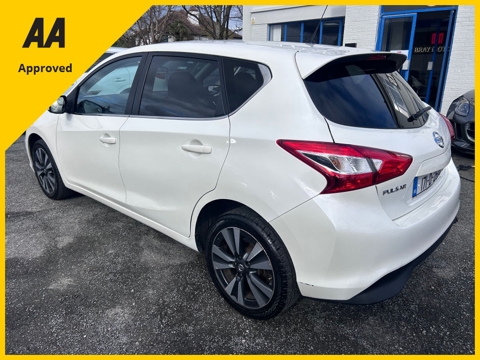 2017 Nissan Pulsar - image 6