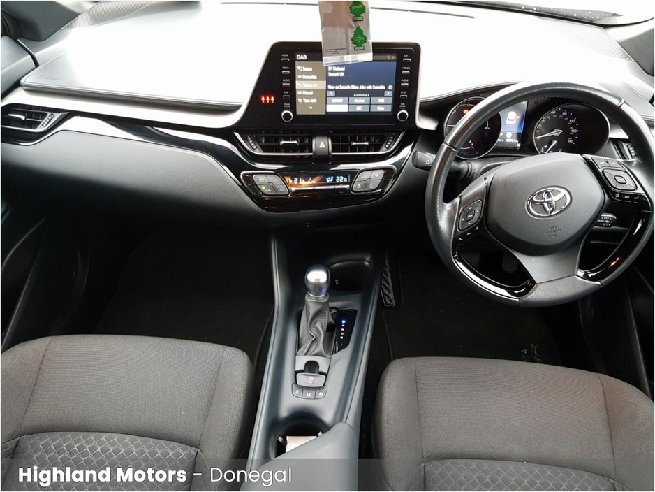 2022 Toyota C-HR 1.8 HYBRID SPORT BITONE €25,900