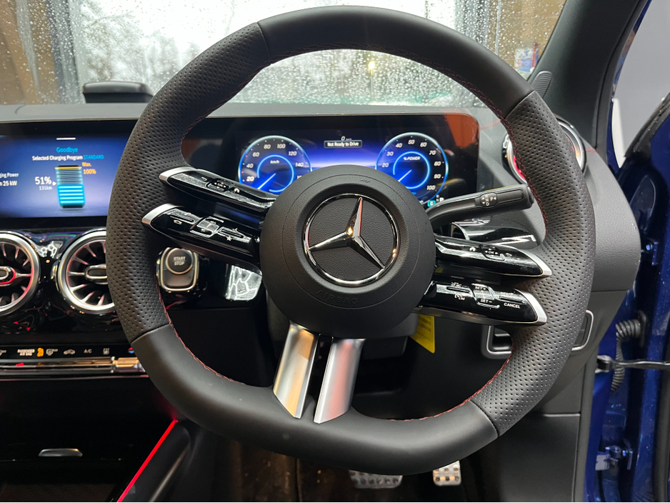 2025 Mercedes-Benz EQA - image 10