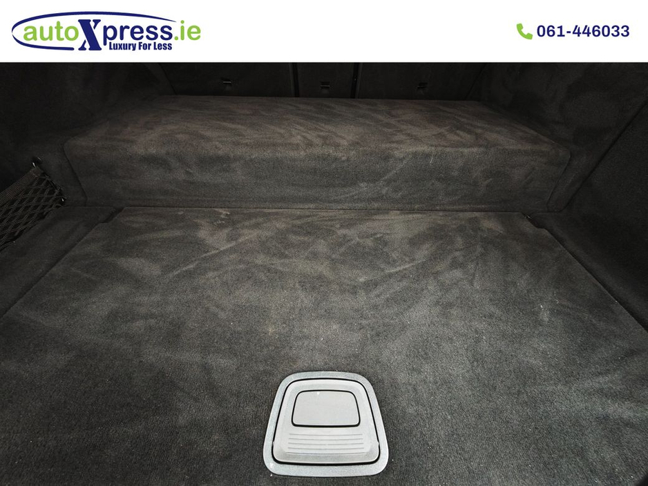 2020 Mercedes-Benz E Class - image 10