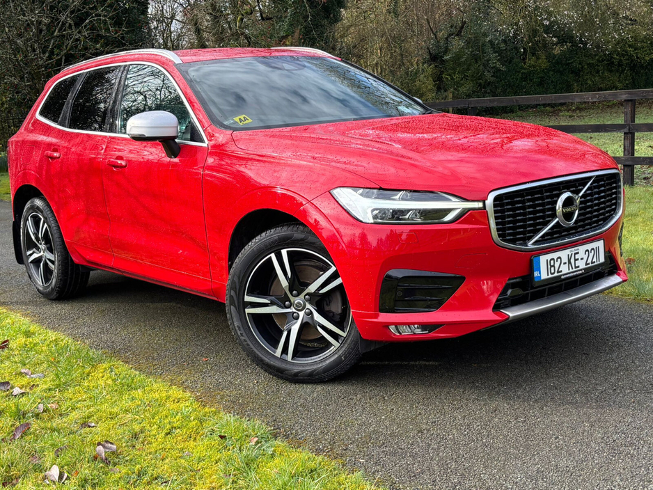 2018 Volvo XC60 - image 3