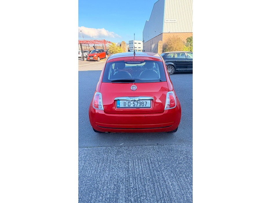 2011 Fiat 500 - image 7