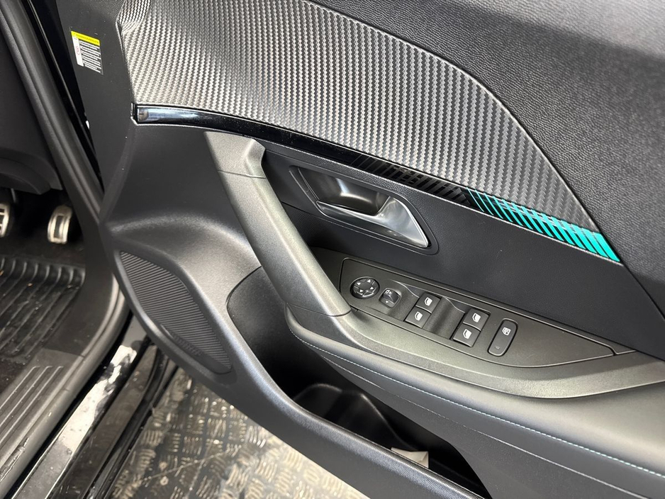 2023 Peugeot 2008 1.2 ALLURE *PRICE DROP* €80 PER WEEK €24,995