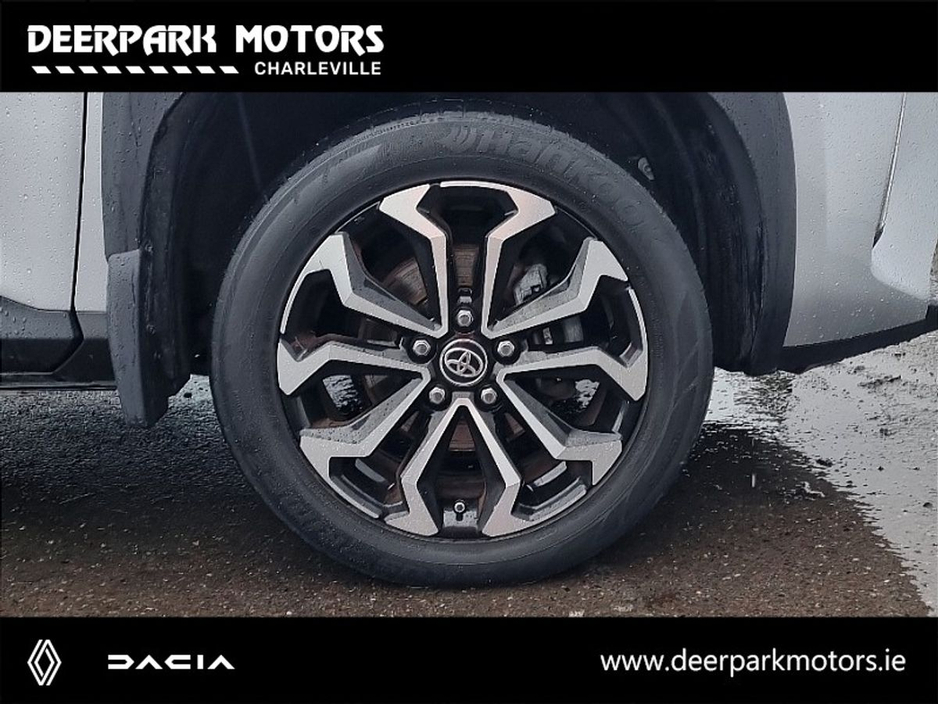 2022 Toyota Yaris Cross 1.5 Hybrid Luna Sport auto €26,950