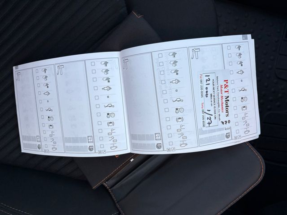 2016 MINI Hatch - image 11