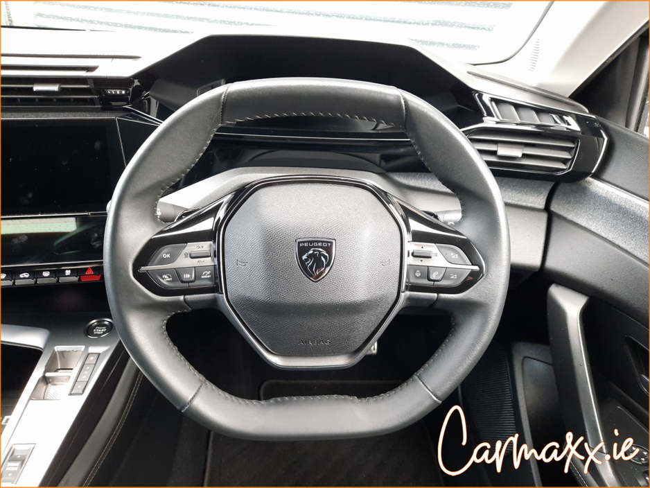 2022 Peugeot 308 Allure 1.6 Phev 180 Automatic €19,995