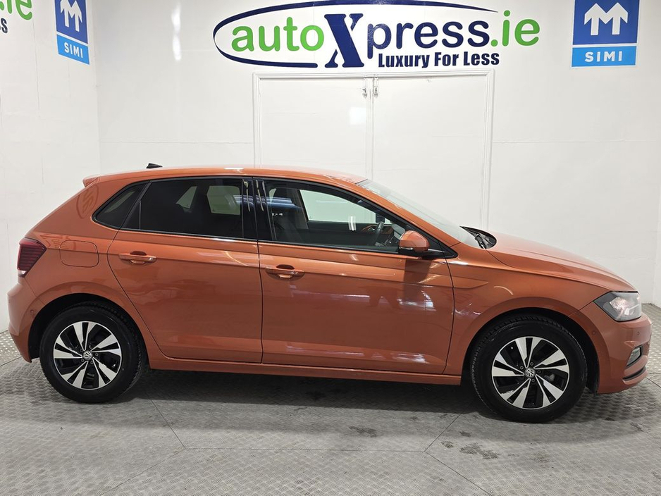 2018 Volkswagen Polo 1.0 TSI Automatic, Reversing camera LOW MILES €17,495