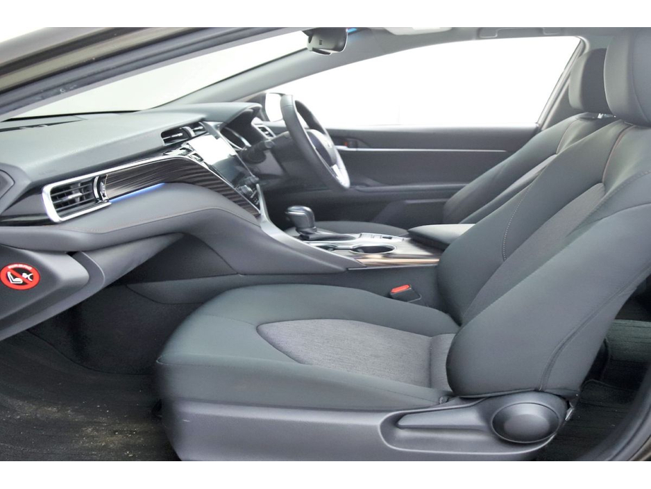 2018 Toyota Camry 2.5 HYBRID *EL.PAN ROOF*10" ANDROID CAR PLAYER*PARK SENSORS*REVERSE CAM* €22,890