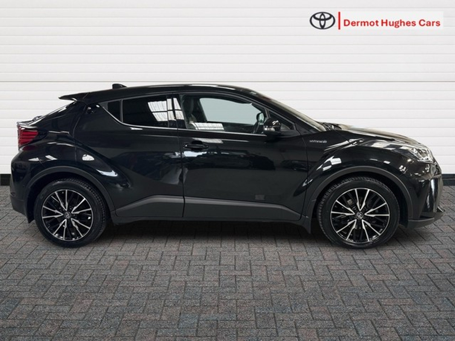 2020 Toyota C-HR - image 3
