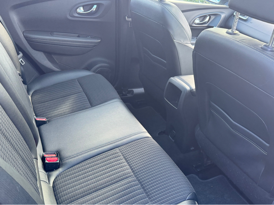 2017 Renault Kadjar - image 6