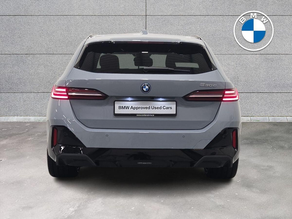 2025 BMW 5 Series 530e M Sport Touring €67,950