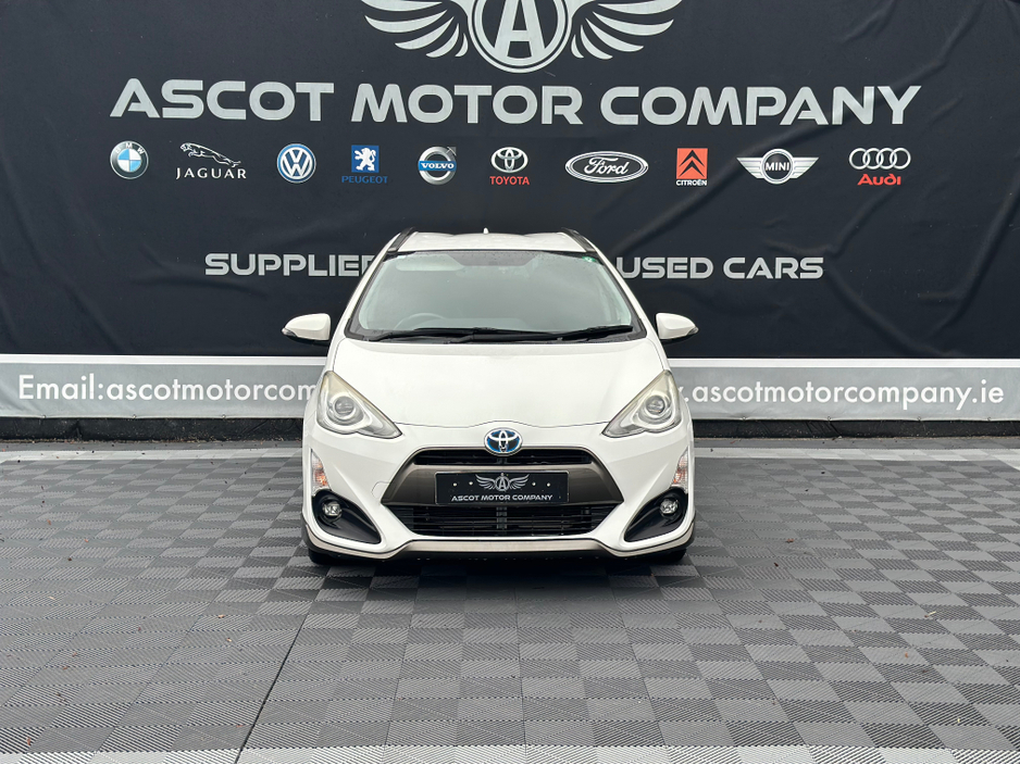 2015 Toyota Aqua Hybrid €9,500