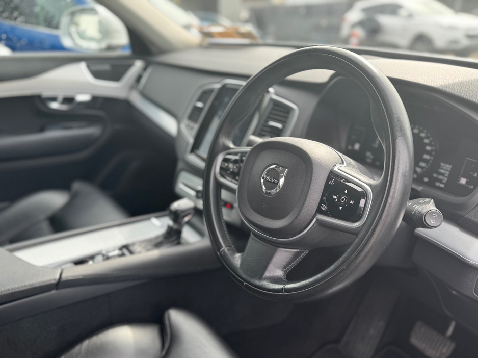 2019 Volvo XC90 - image 8