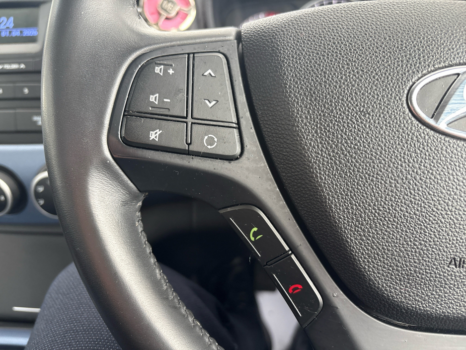 2019 Hyundai i10 - image 14