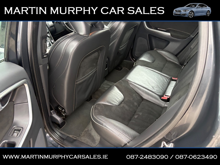 2017 Volvo XC60 - image 10