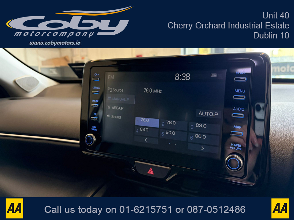 2022 Toyota Yaris Cross - image 24