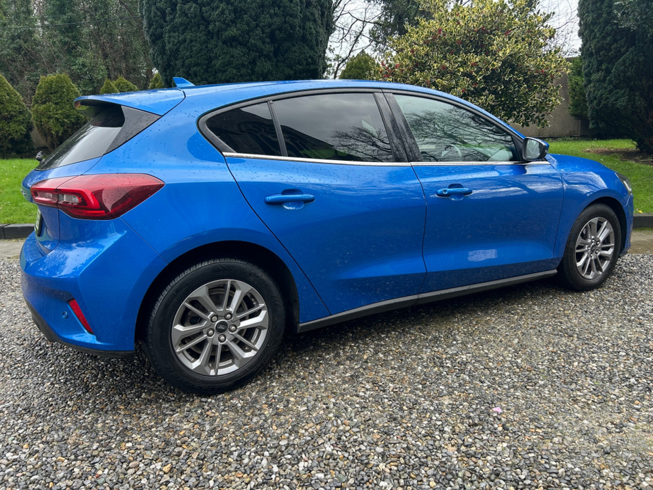 2023 Ford Focus TITANIUM 1.0T 125 M6 4DR €20,777