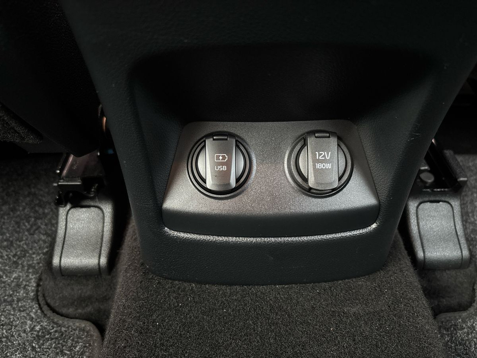 2021 Kia Sportage - image 23