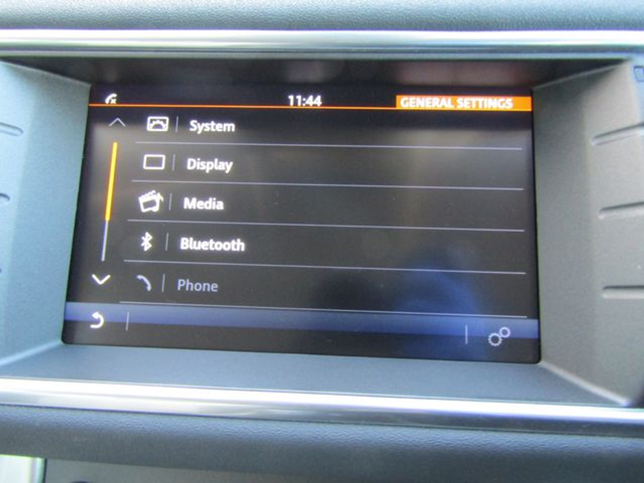 2017 Land Rover Range Rover Evoque - image 23