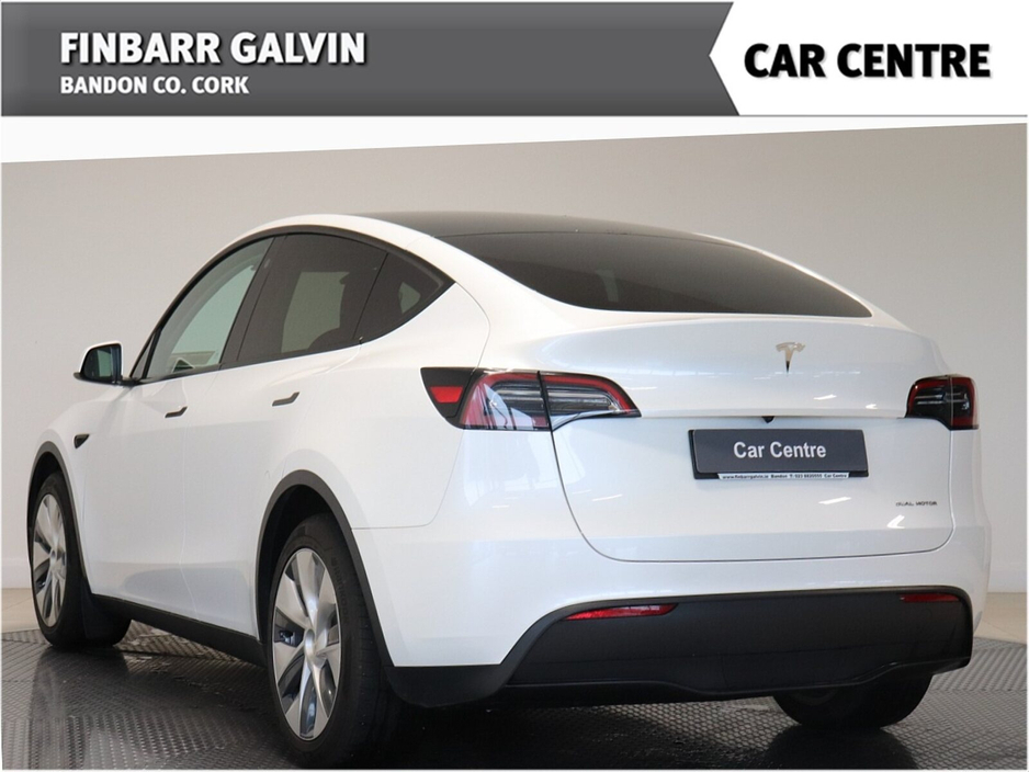 2022 Tesla Model Y - image 2