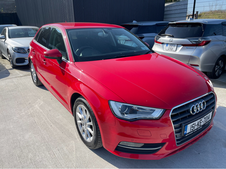 2015 Audi A3 - image 2