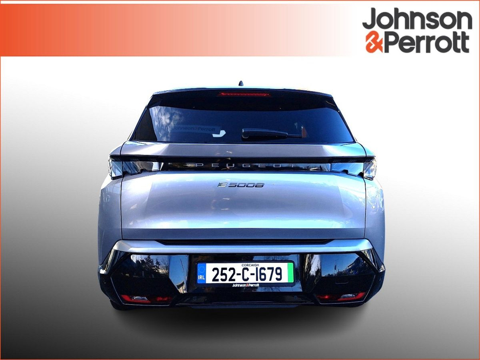 2025 Peugeot 5008 TOP SPEC ! BEV 73kwh 210hp GT ! €58,900
