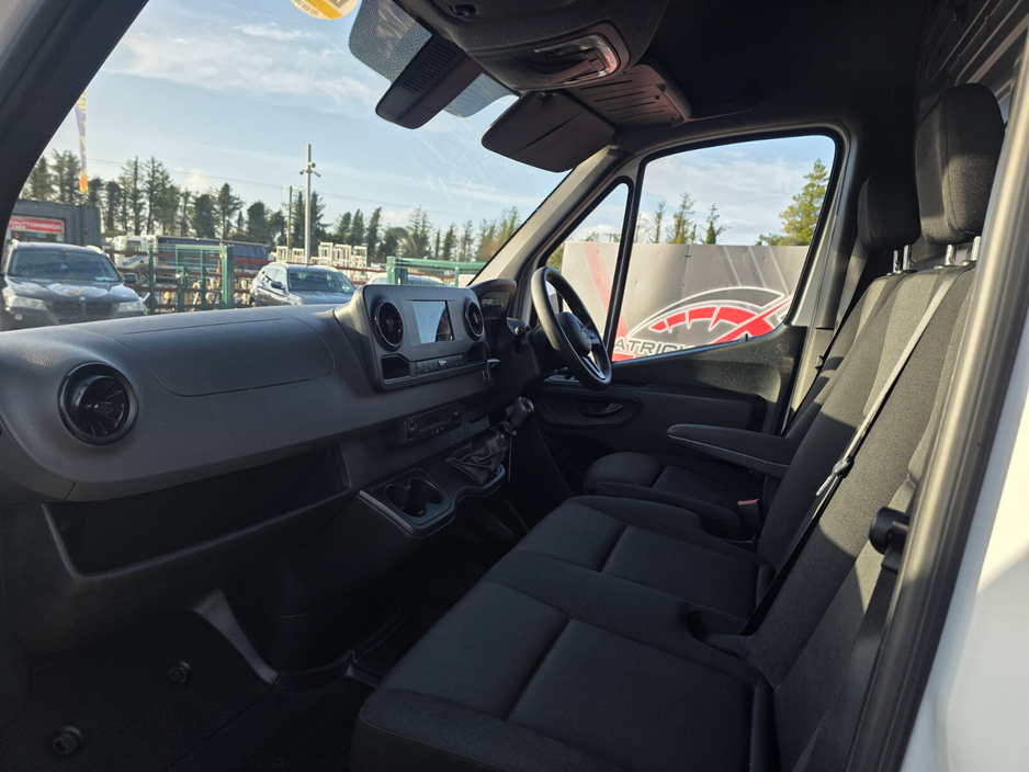 2021 Mercedes-Benz Sprinter  €18,000