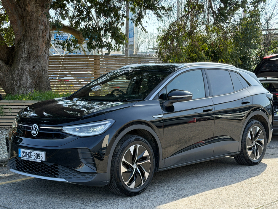 2023 Volkswagen ID.4 - image 2