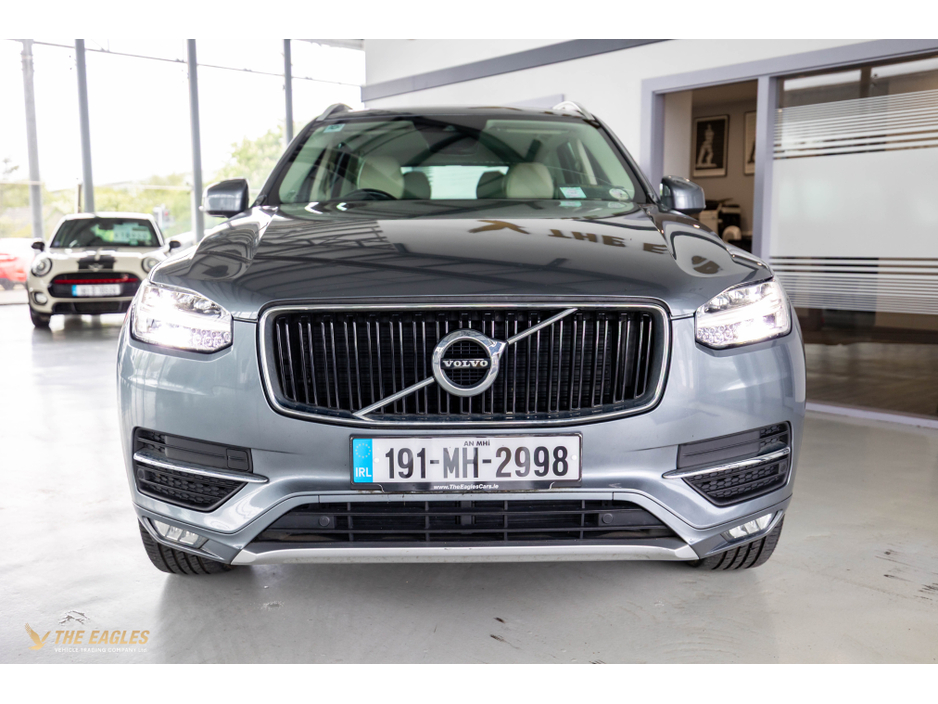 2019 Volvo XC90 - image 2