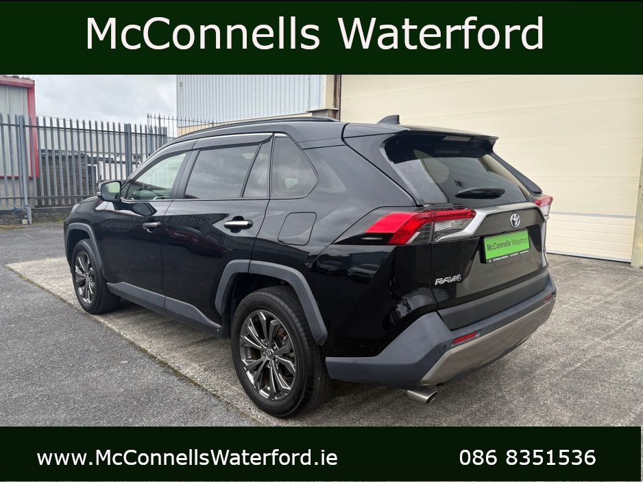 2022 Toyota Rav4 - image 4