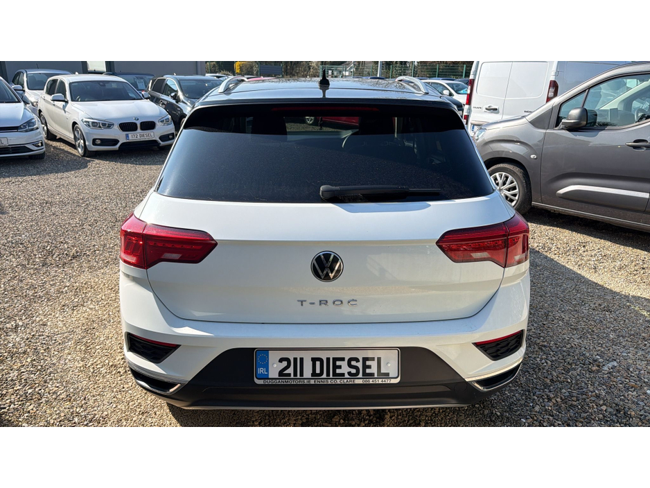 2021 Volkswagen T-Roc - image 6