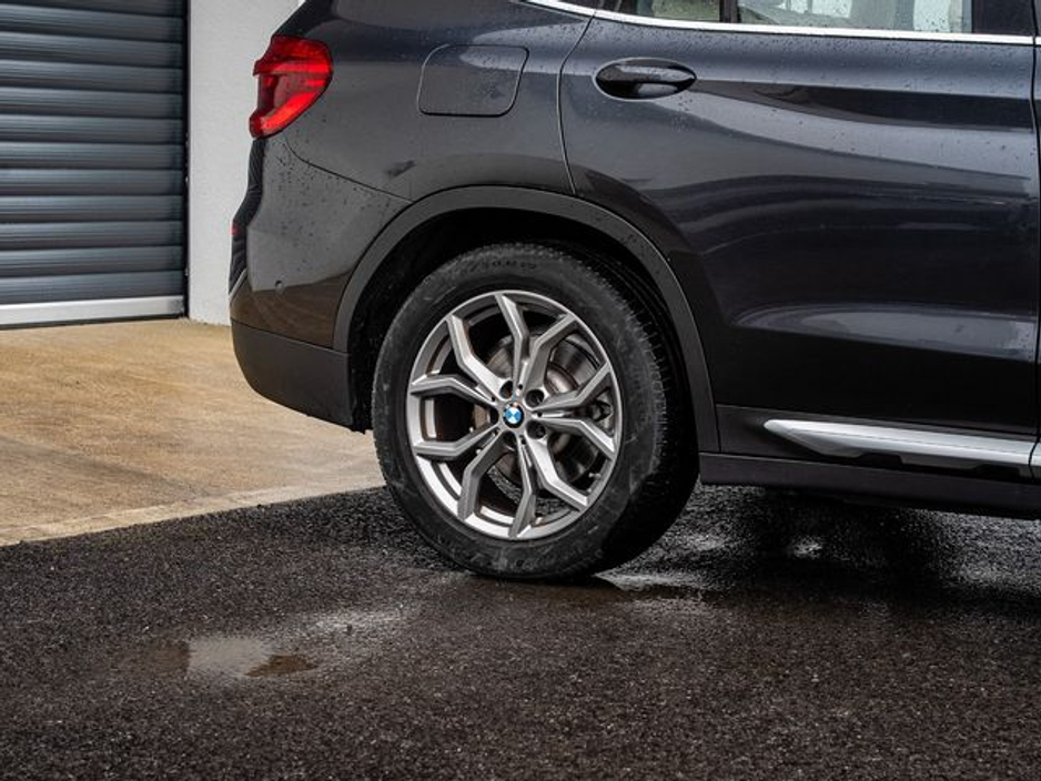 2019 BMW X3 - image 4