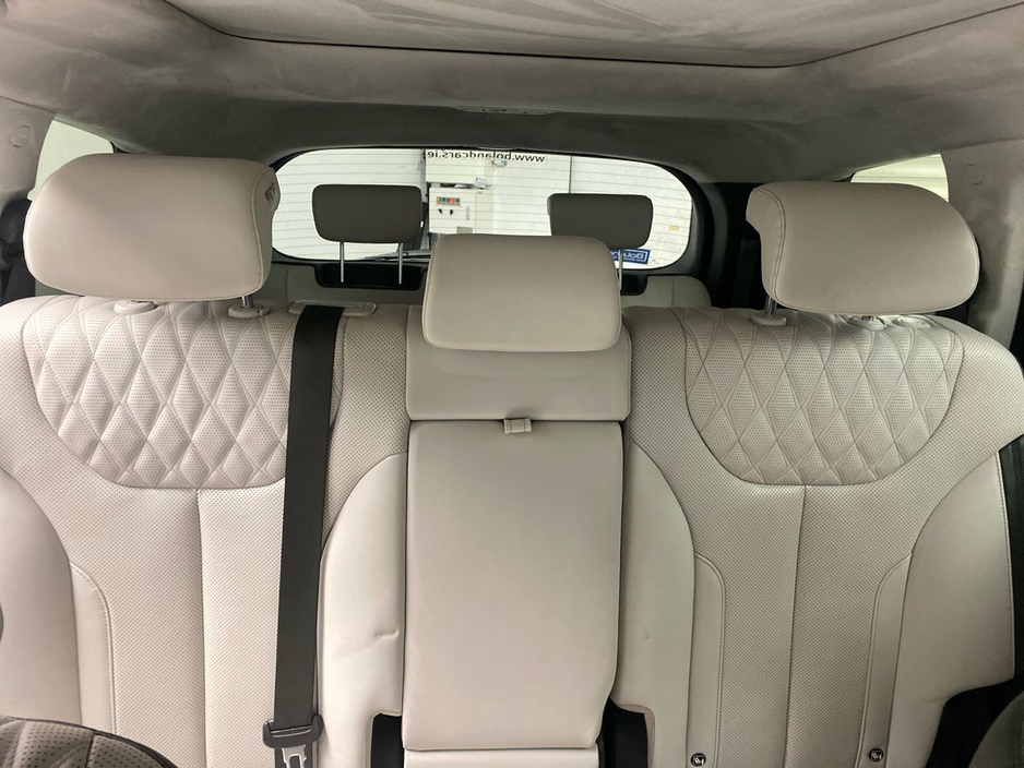 2023 Hyundai Santa Fe - image 23