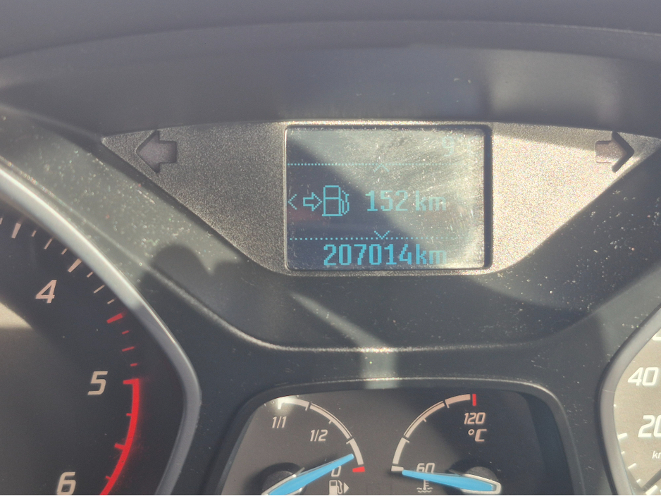 2012 Ford Focus 1.6 TDCI 95PS M6 ZETEC 4DR S/S €4,950