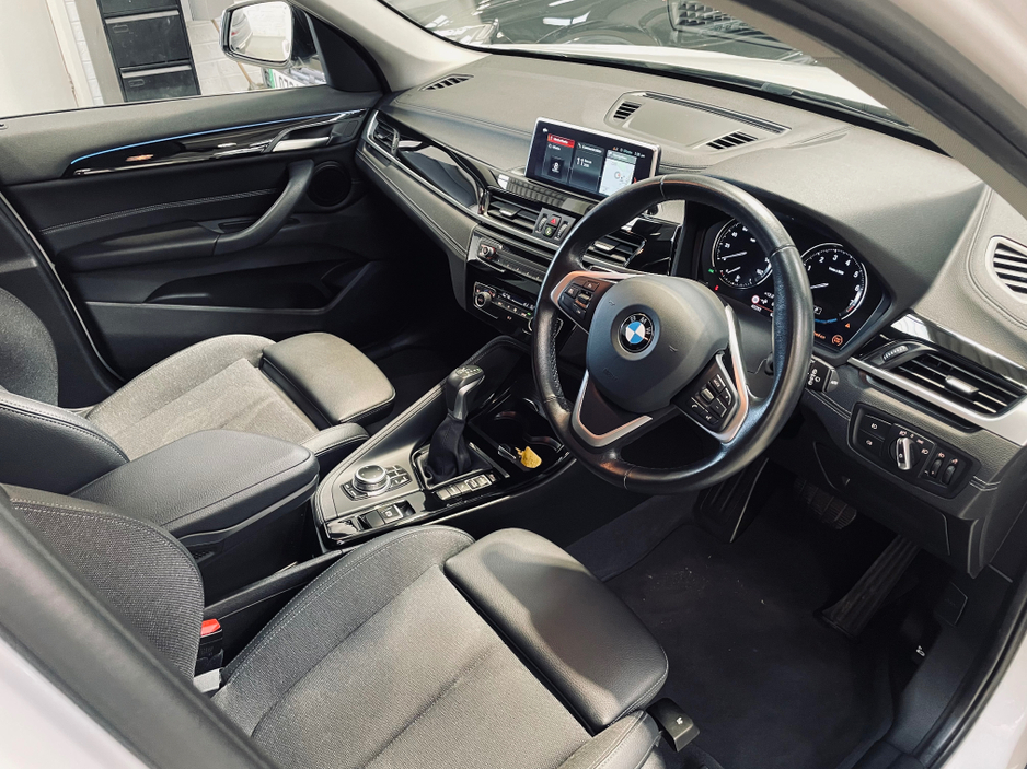 2020 BMW X1 - image 9