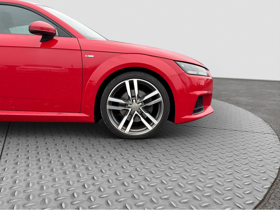 2016 Audi TT - image 18