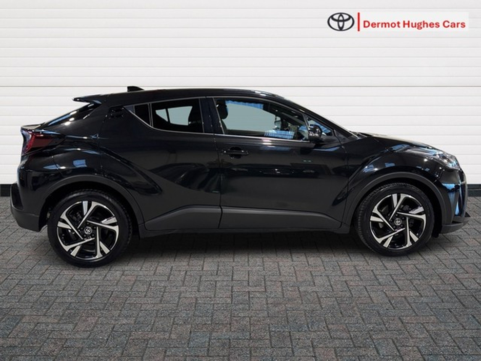 2023 Toyota C-HR HYBRID SPORT 4DR AUTO €30,450