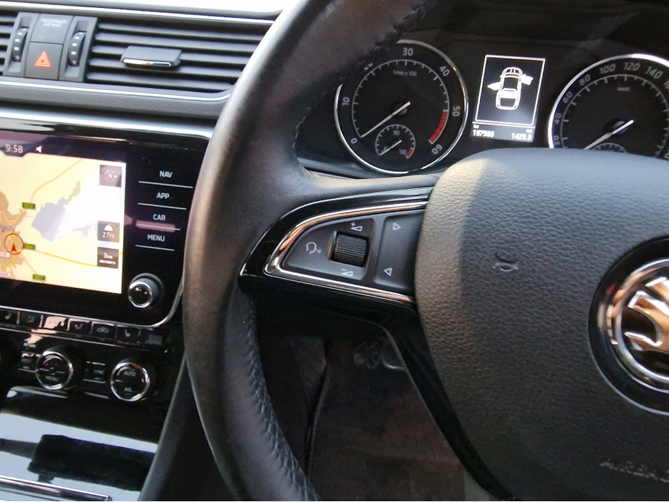 2018 Skoda Superb AMBITION 1.6 TDI-FULLY SERVICED WITH NEW NCT €14,350