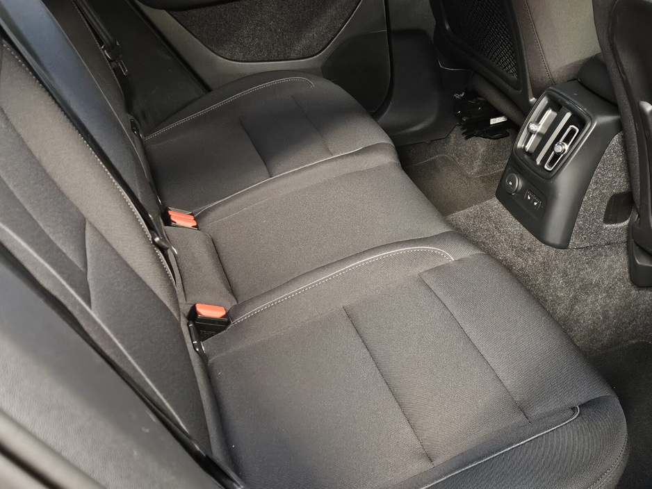 2021 Volvo XC40 PHEV T4 (197hp) Insciption FWD €25,950