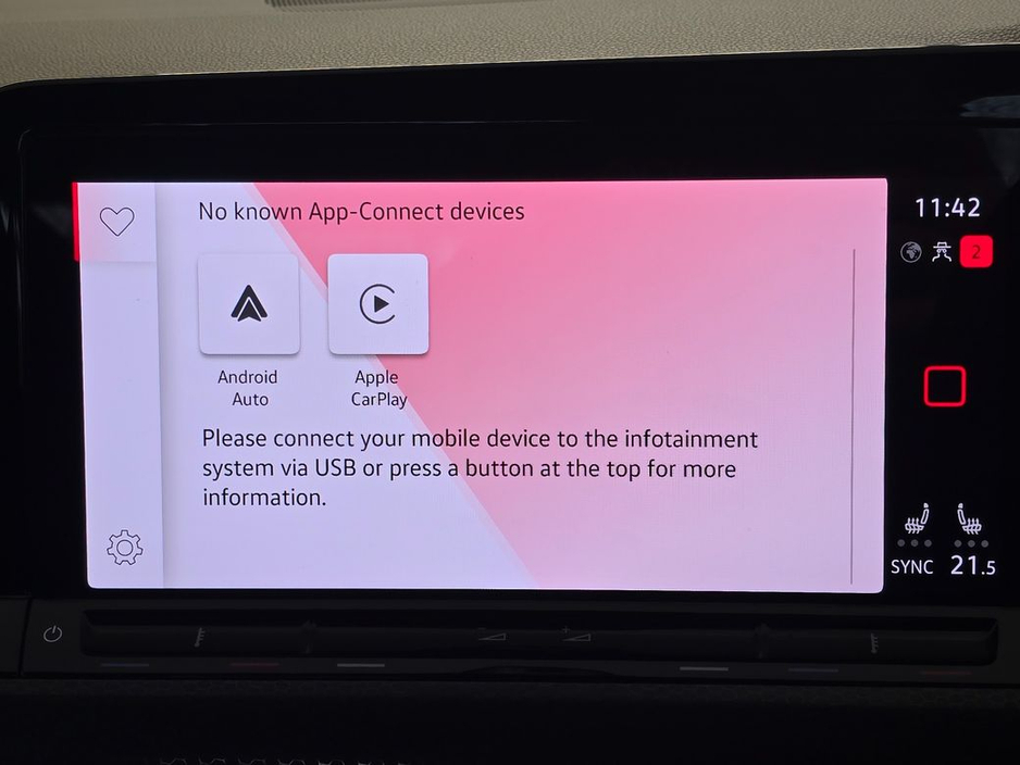 2024 Volkswagen Golf - image 16