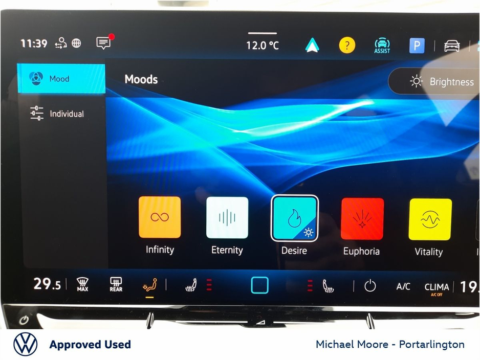 2026 Volkswagen Tayron - image 25